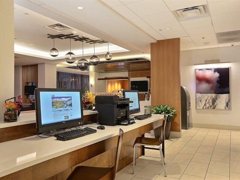 Holiday Inn Express Denver Downtown By Ihg Exterior photo